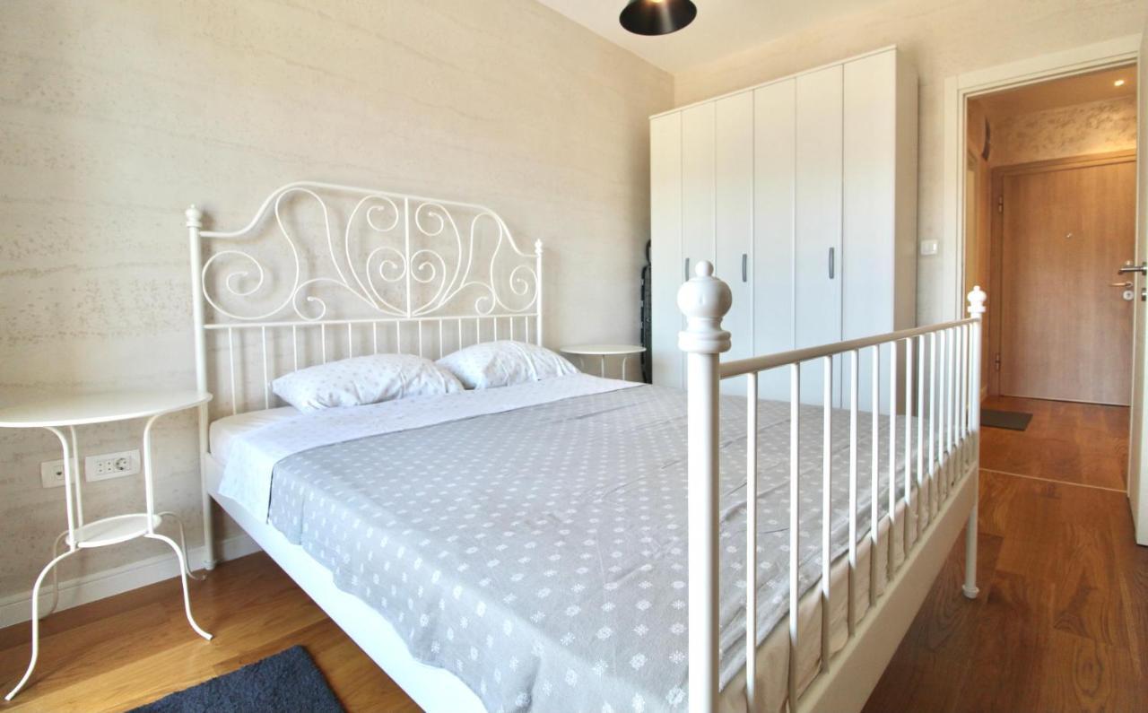 Albatros Apartments บาร์ ภายนอก รูปภาพ