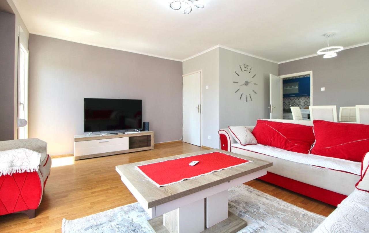 Albatros Apartments บาร์ ภายนอก รูปภาพ