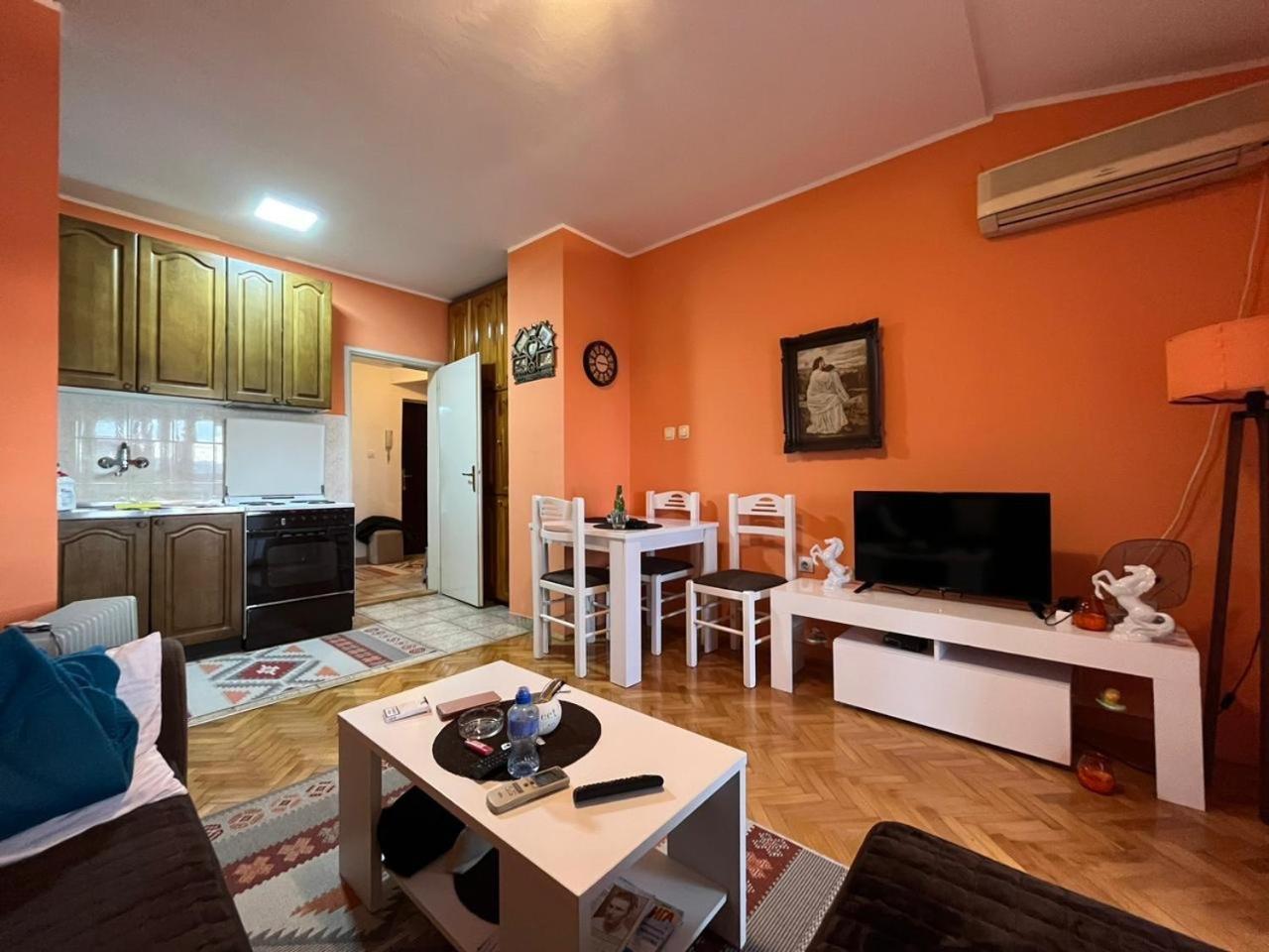 Albatros Apartments บาร์ ภายนอก รูปภาพ