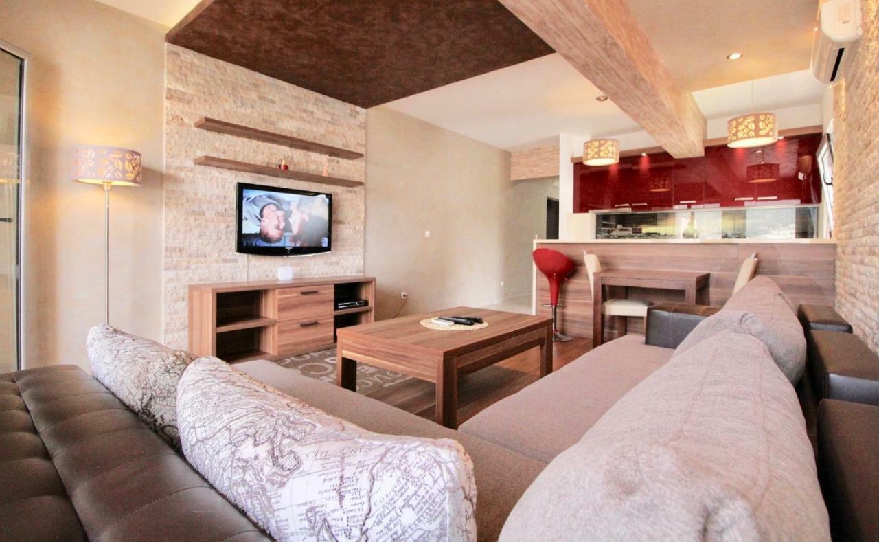 Albatros Apartments บาร์ ภายนอก รูปภาพ